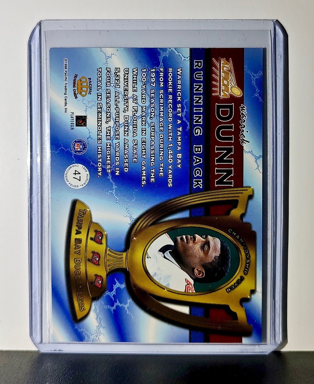 Warrick Dunn 1998 Pacific NFL #47 Aurora Card Tampa Bay Buccaneers