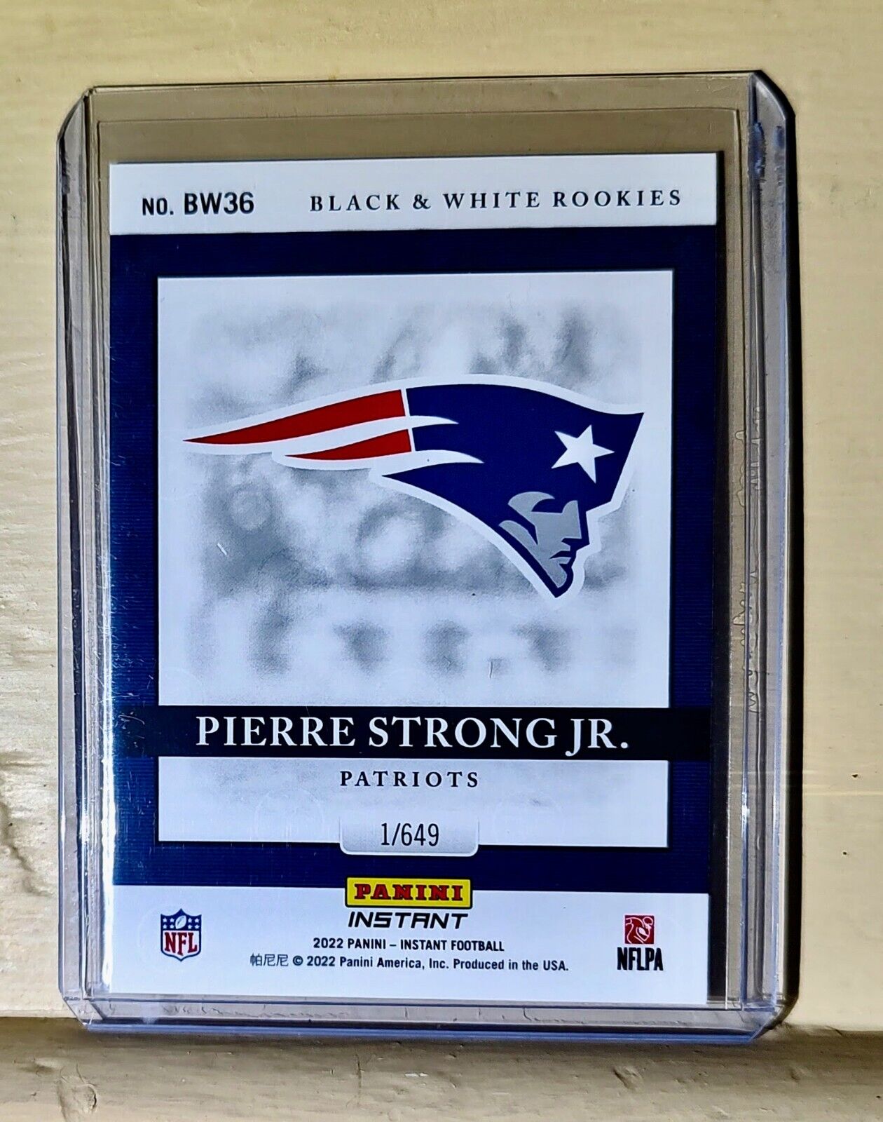 Pierre Strong Jr 2022 Panini NFL Black & White Rookies #36 Football Card 1/649