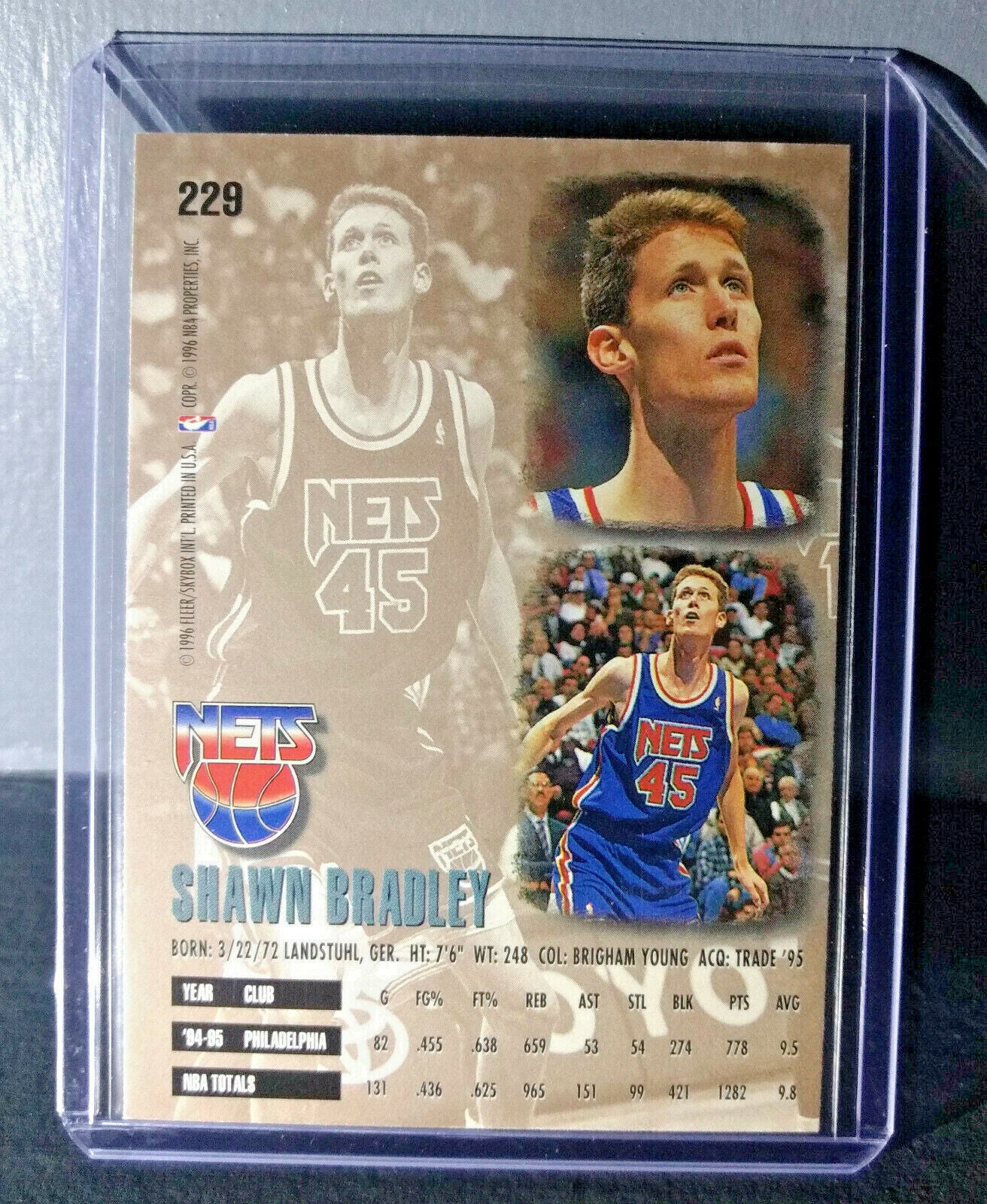 1995-96 Shawn Bradley #229 Basketball Card