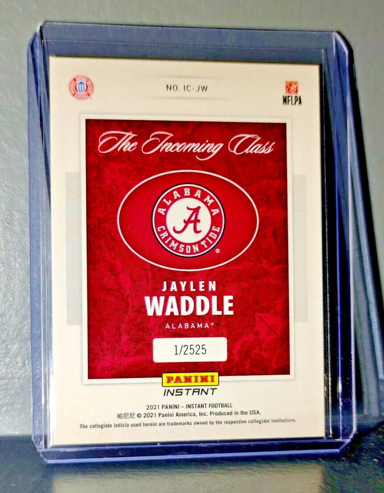 Jaylen Waddle 2021 Panini NFL The Incoming Class Rookie Football Card 1/2525