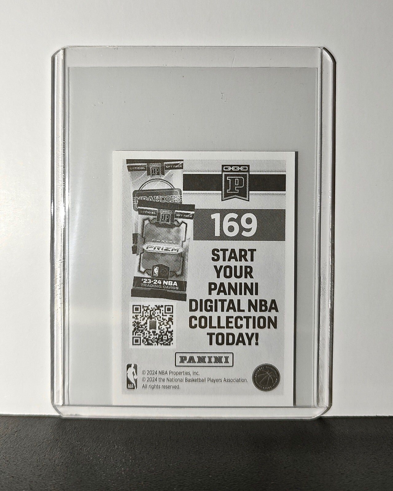 Max Strus 2024-25 Panini NBA #169 Sticker Card Cleveland Cavaliers