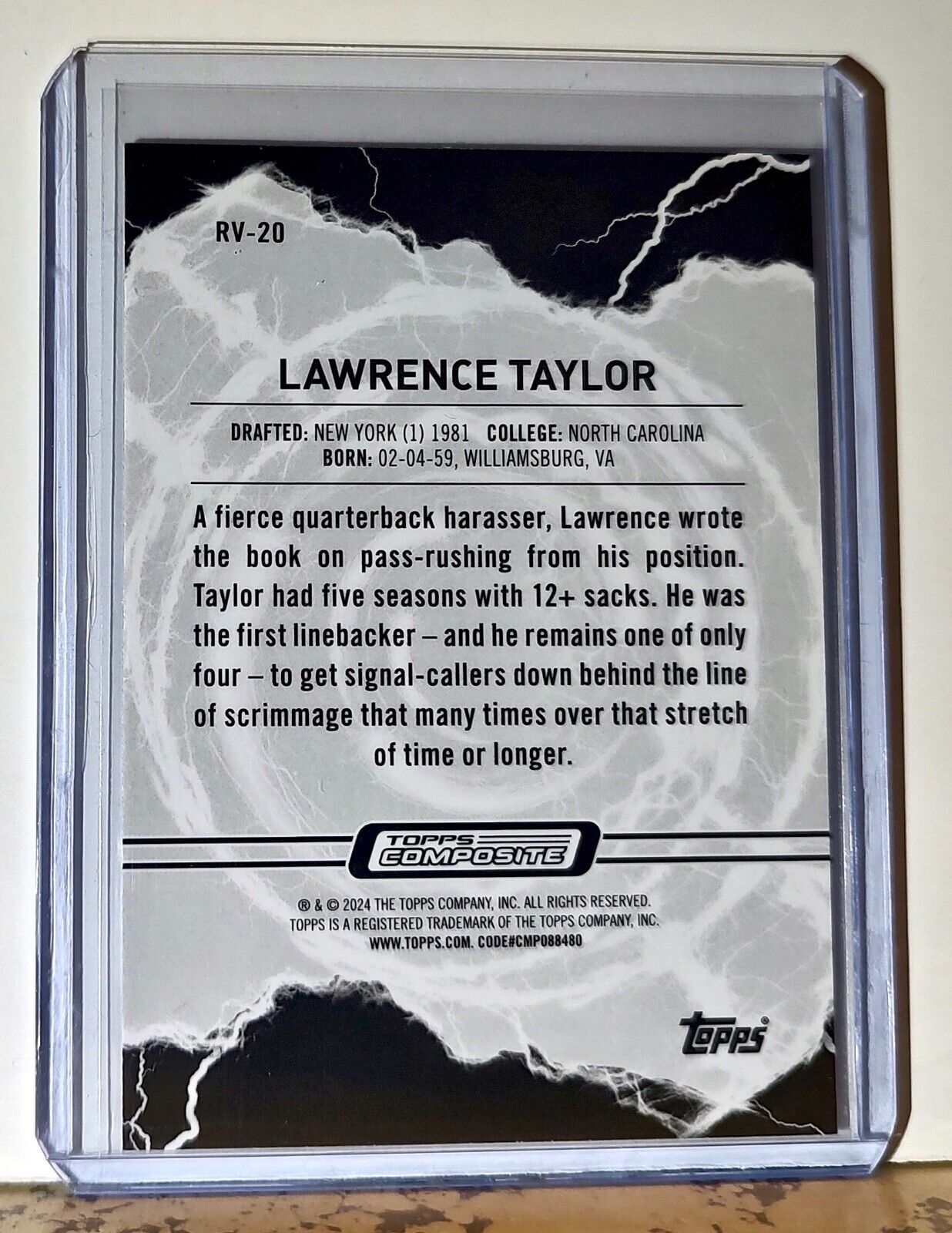 Lawrence Taylor 2023 Topps Resurgence Voltaic NFL #RV-20 Card New York Giants