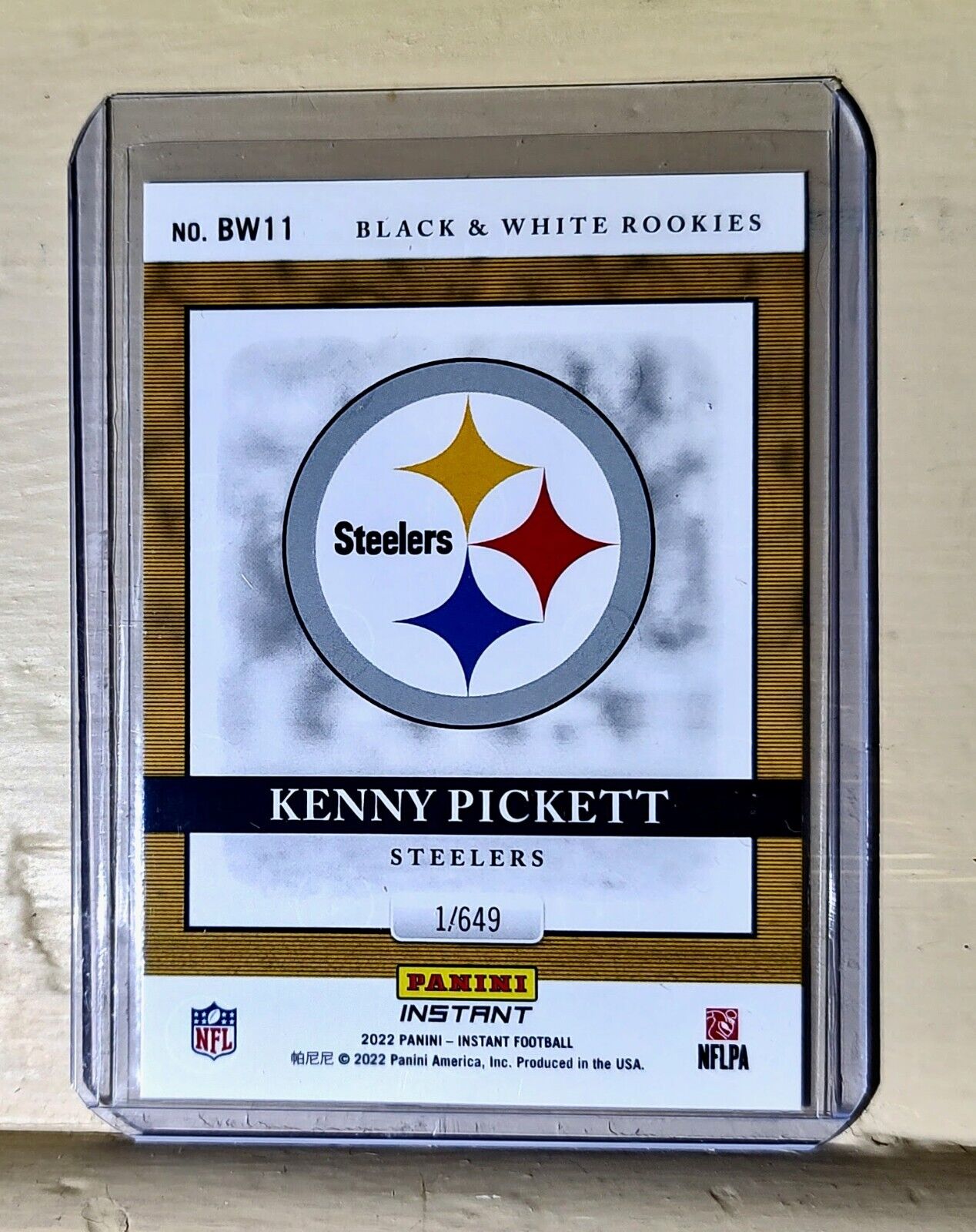 Kenny Pickett 2022 Panini NFL Black & White Rookies #11 Football Card 1 of 649