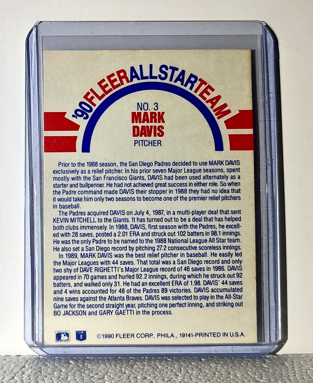 Mark Davis 1990 Fleer MLB #3 Baseball Card San Diego Padres