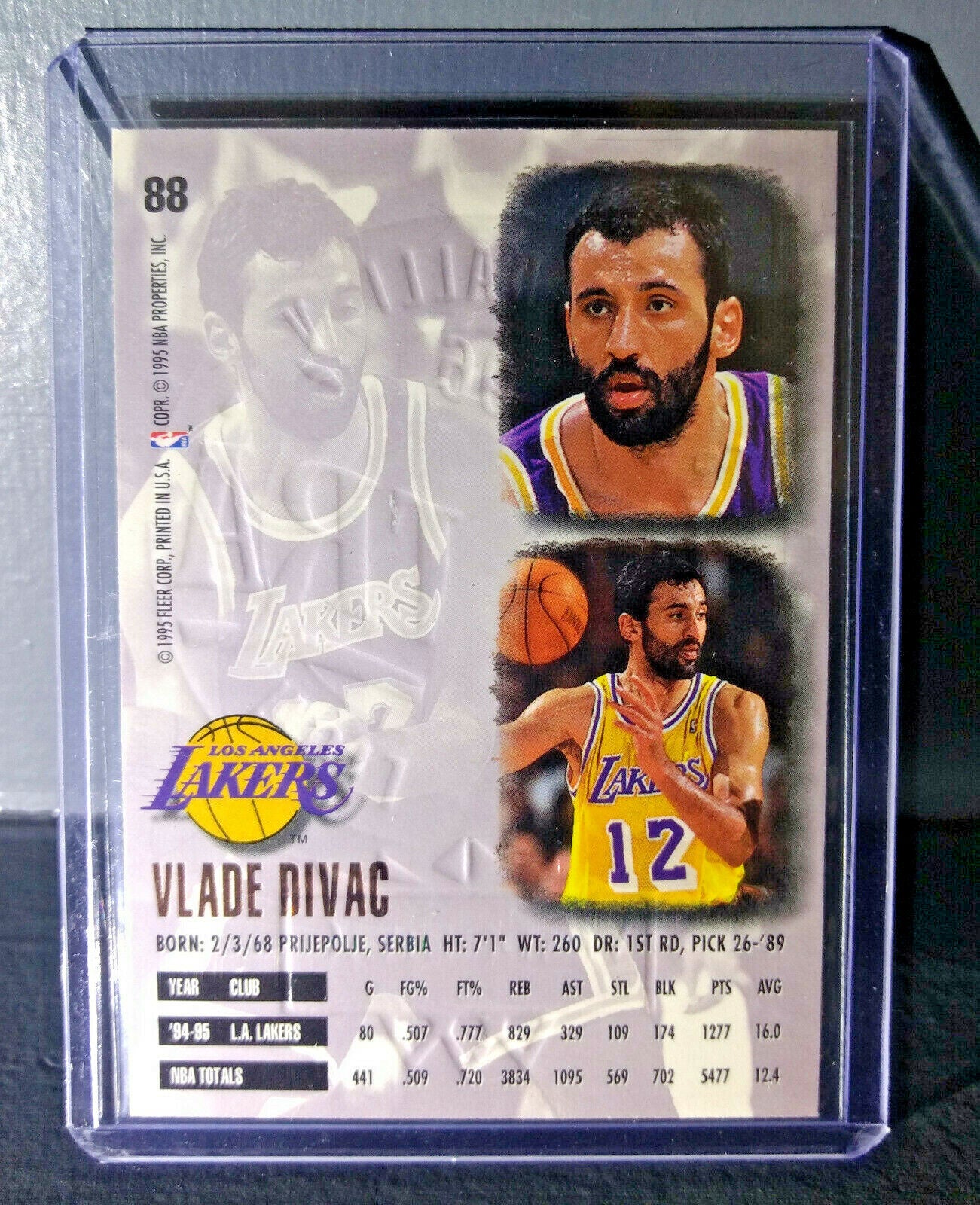 1995-96 Vlade Divac Fleer Ultra Gold Medallion #88 Basketball Card