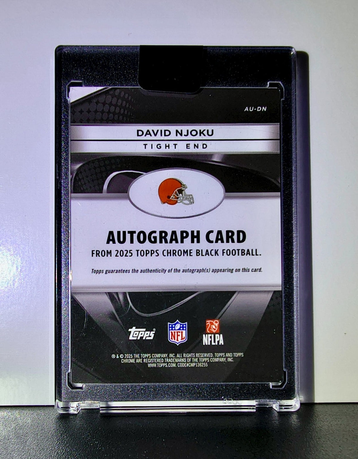 David Njoku 2025 NFL Topps Chrome Black Blue Refractor Autograph Card 116/150
