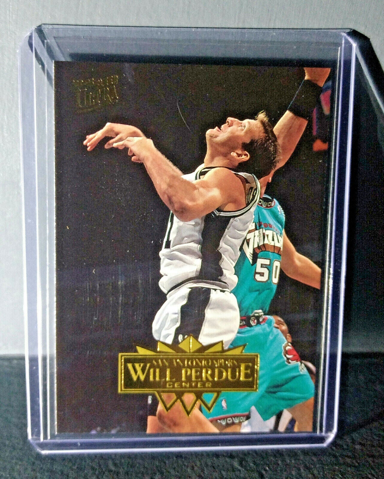 1995-96 Will Perdue #240 Basketball Card