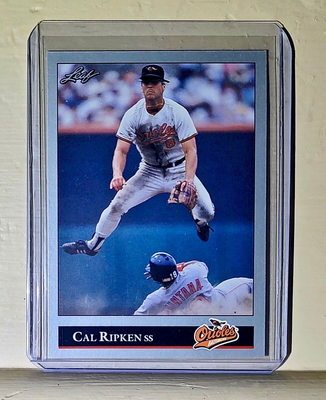 1992 Cal Ripken Leaf Baseball Card #52