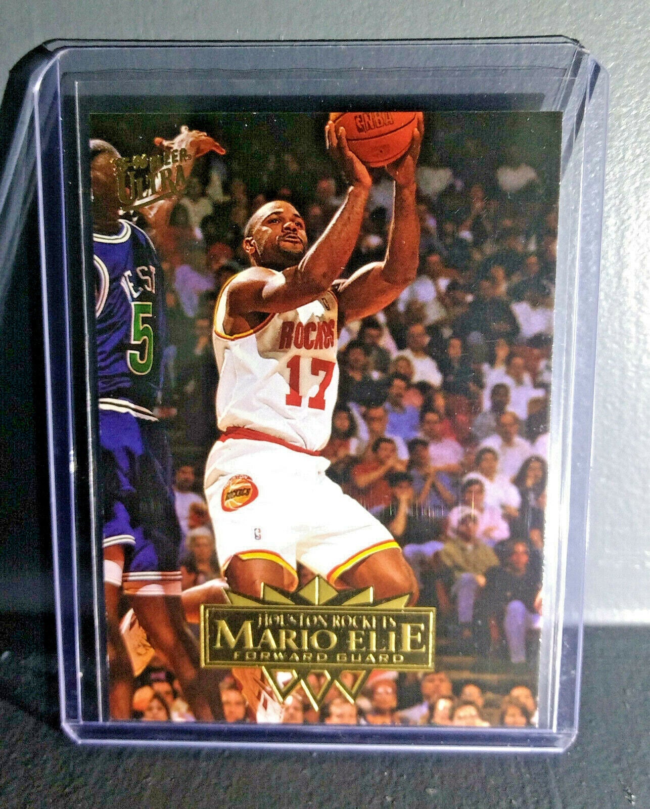 1995-96 Mario Elie Fleer Ultra #67 Basketball Card