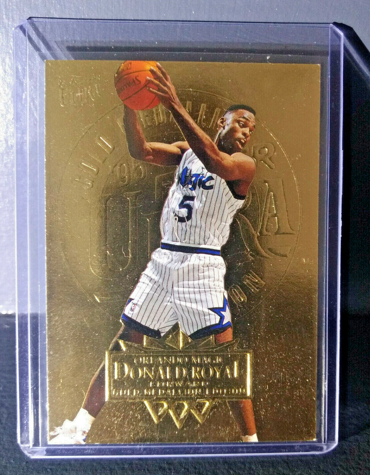 1995-96 Donald Royal Fleer Ultra Gold Medallion #127 Basketball Card