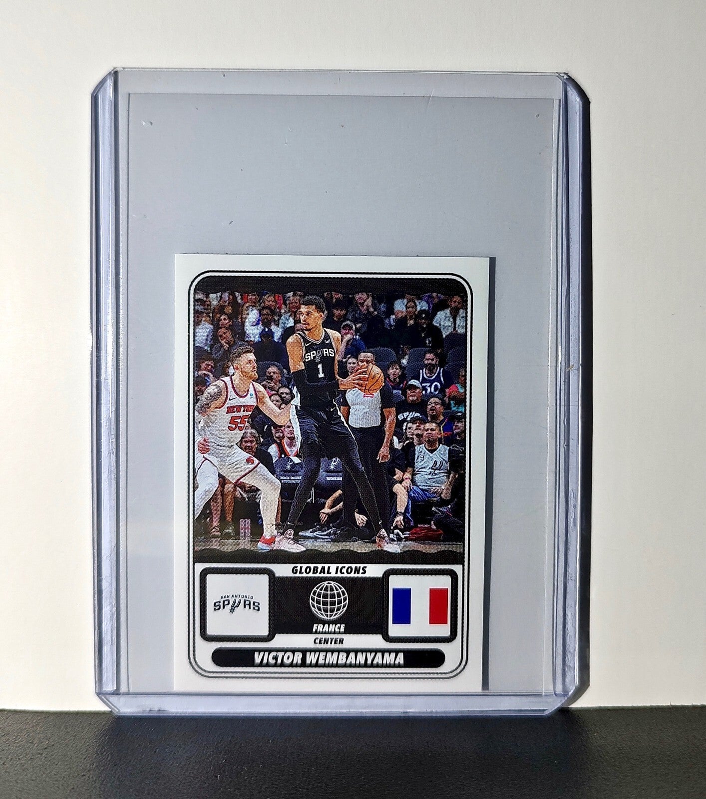 Victor Wembanyama Global Icons 2024-25 Panini NBA #59 Sticker San Antonio Spurs