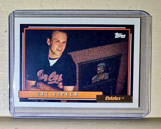 1992 Cal Ripken Topps Baseball Card #40