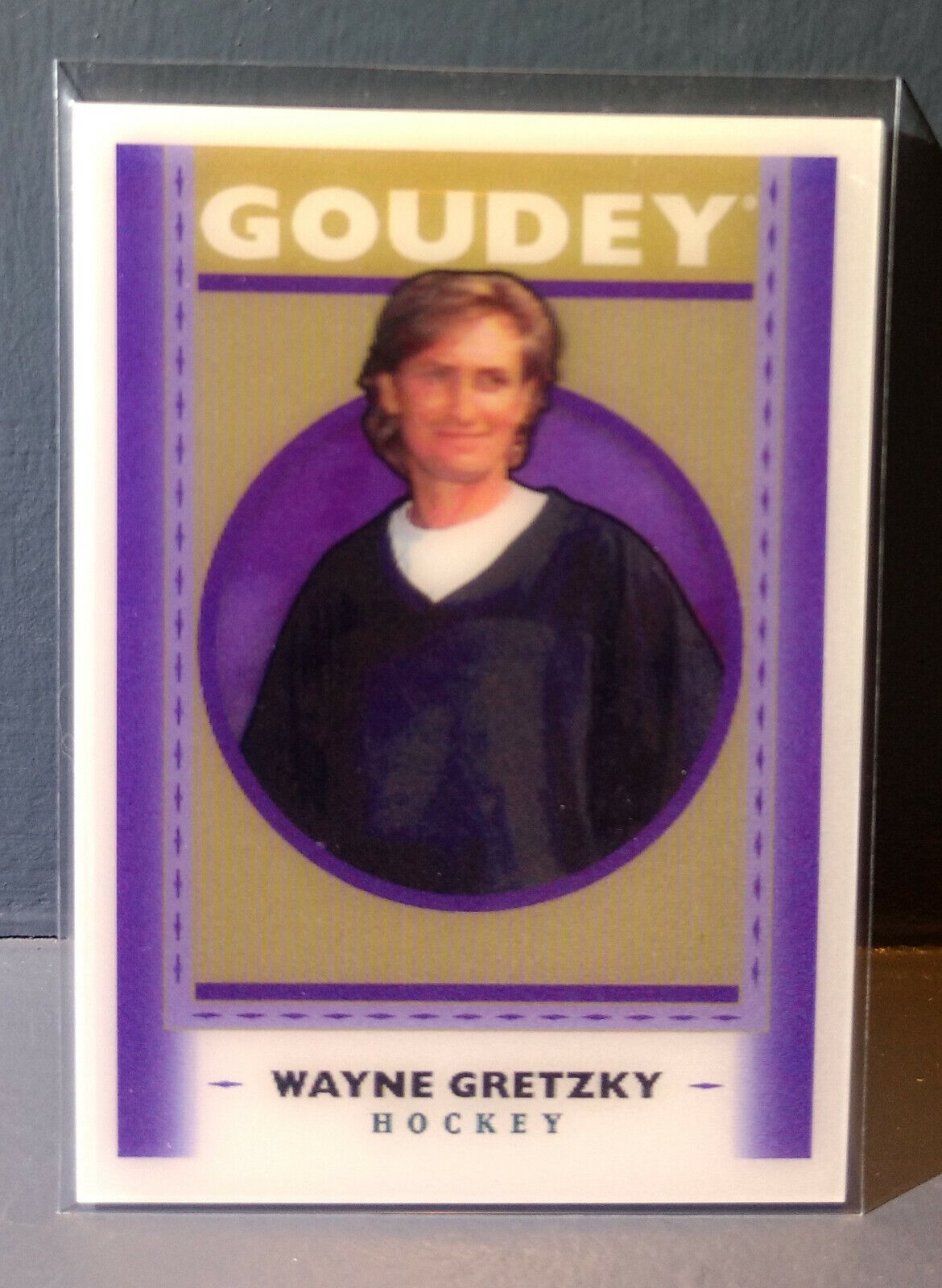 2019 Upper Deck Goodwin Champions Goudey #GL8 Wayne Gretzky Hologram Hockey Card