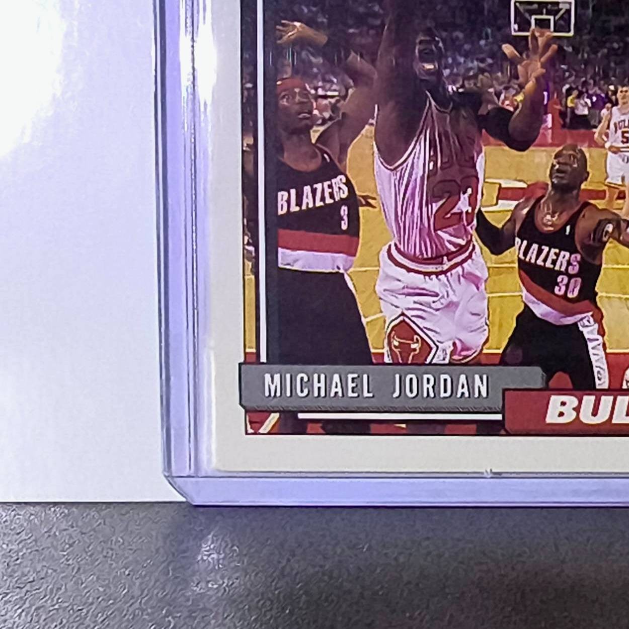 Michael Jordan 1992-93 Topps #141 Basketball Card Chicago Bulls