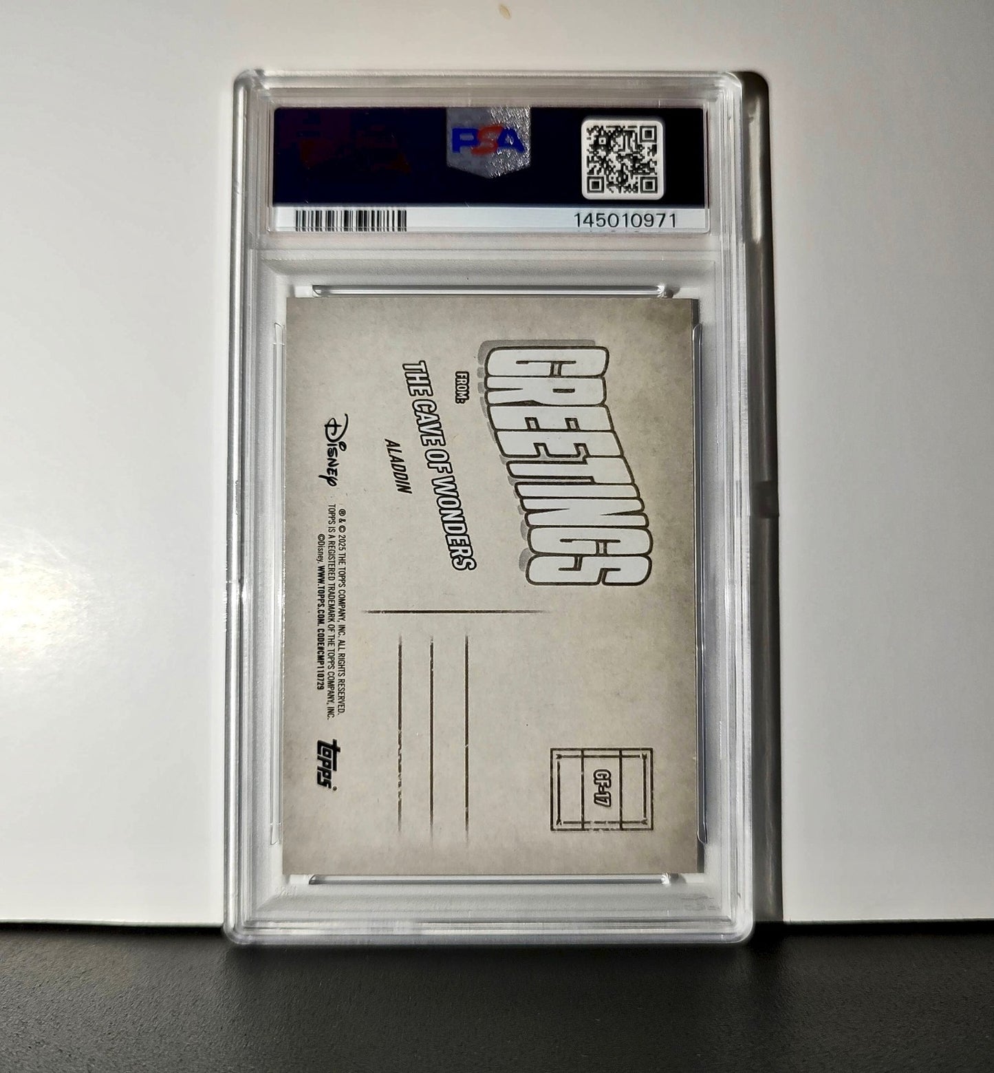 The Cave ofs 2025 Topps Disney #GF-17 Greetings From Card Aladdin PSA 10