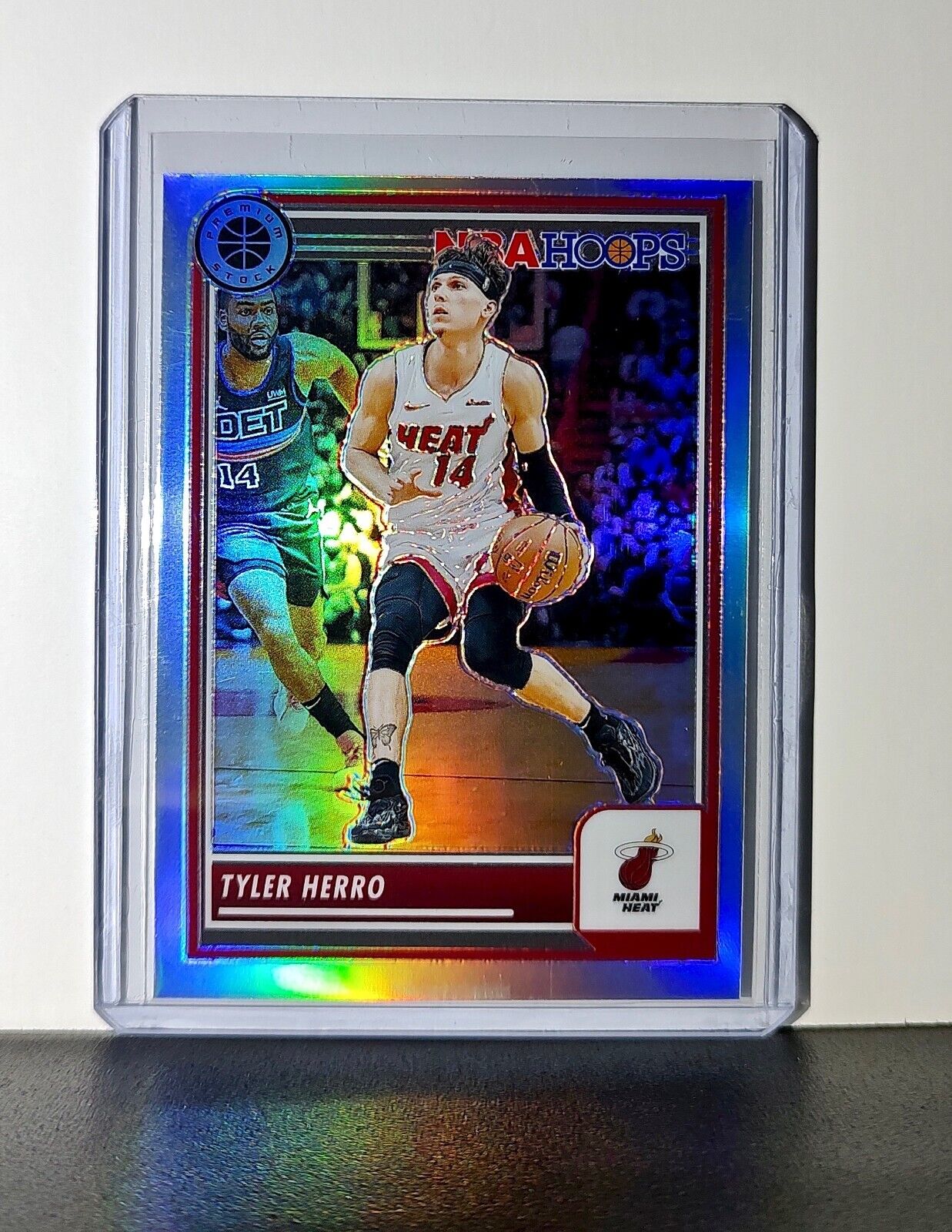 Tyler Herro 2023-24 Panini Premium Stock NBA Hoops #126 Prizm Refractor Heat