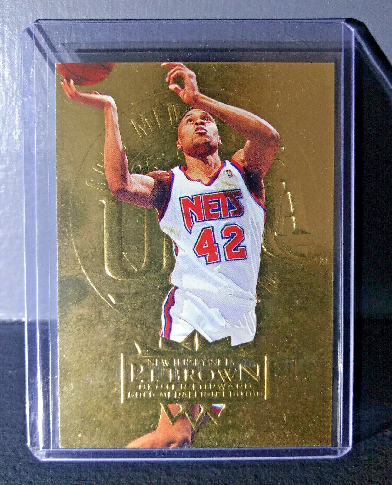 1995-96 PJ Brown Fleer Ultra Gold Medallion #112 Basketball Card