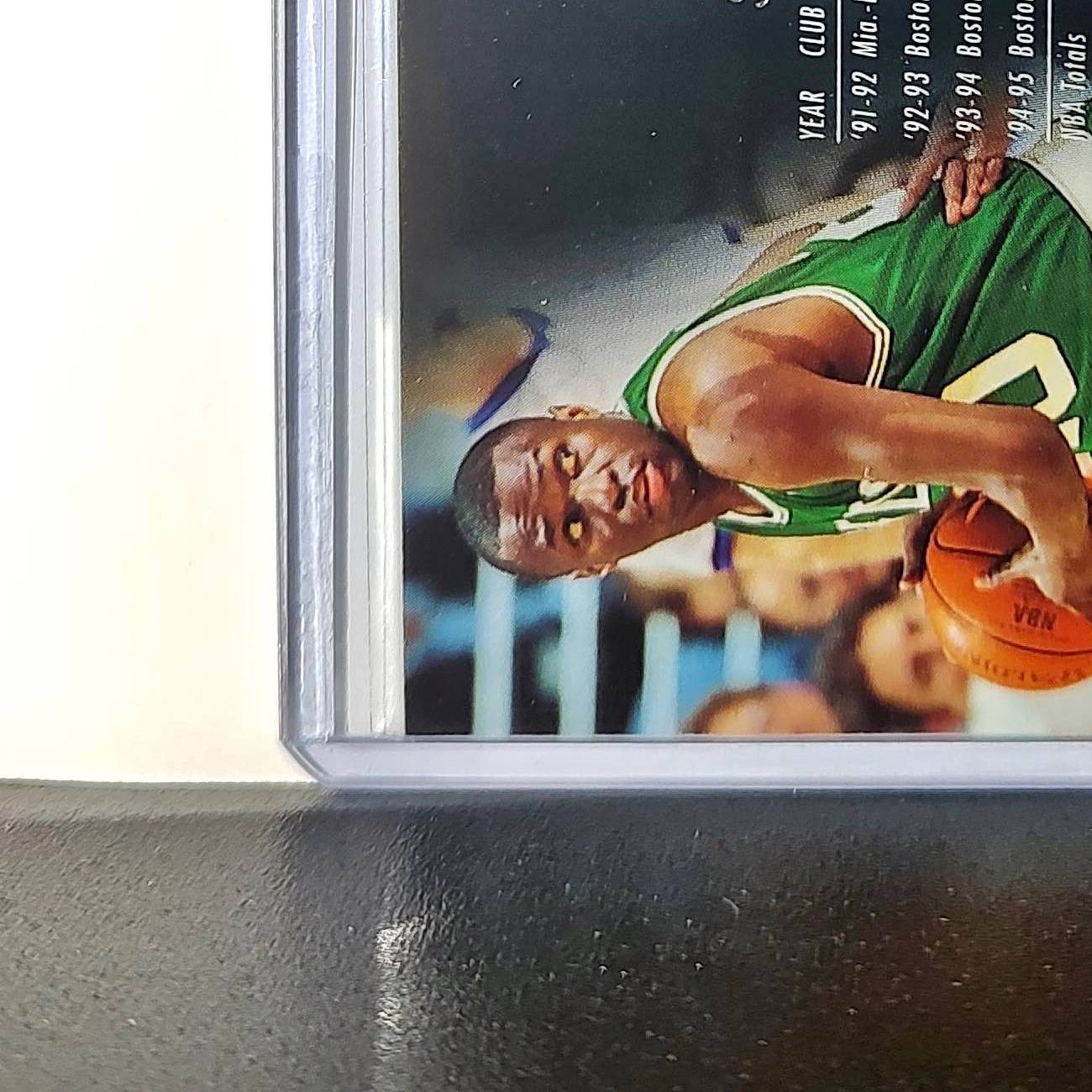 Sherman Douglas 1995-96 Flair NBA #6 Card Boston Celtics