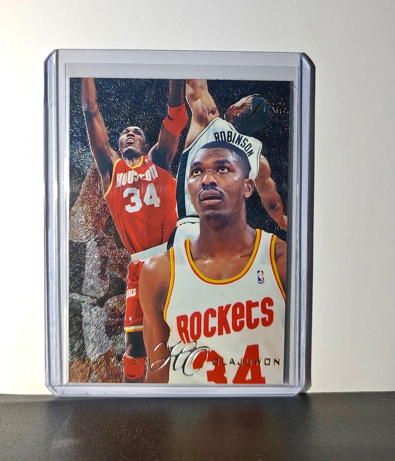 Hakeem Olajuwon 1995-96 Flair NBA #52 Card Houston Rockets