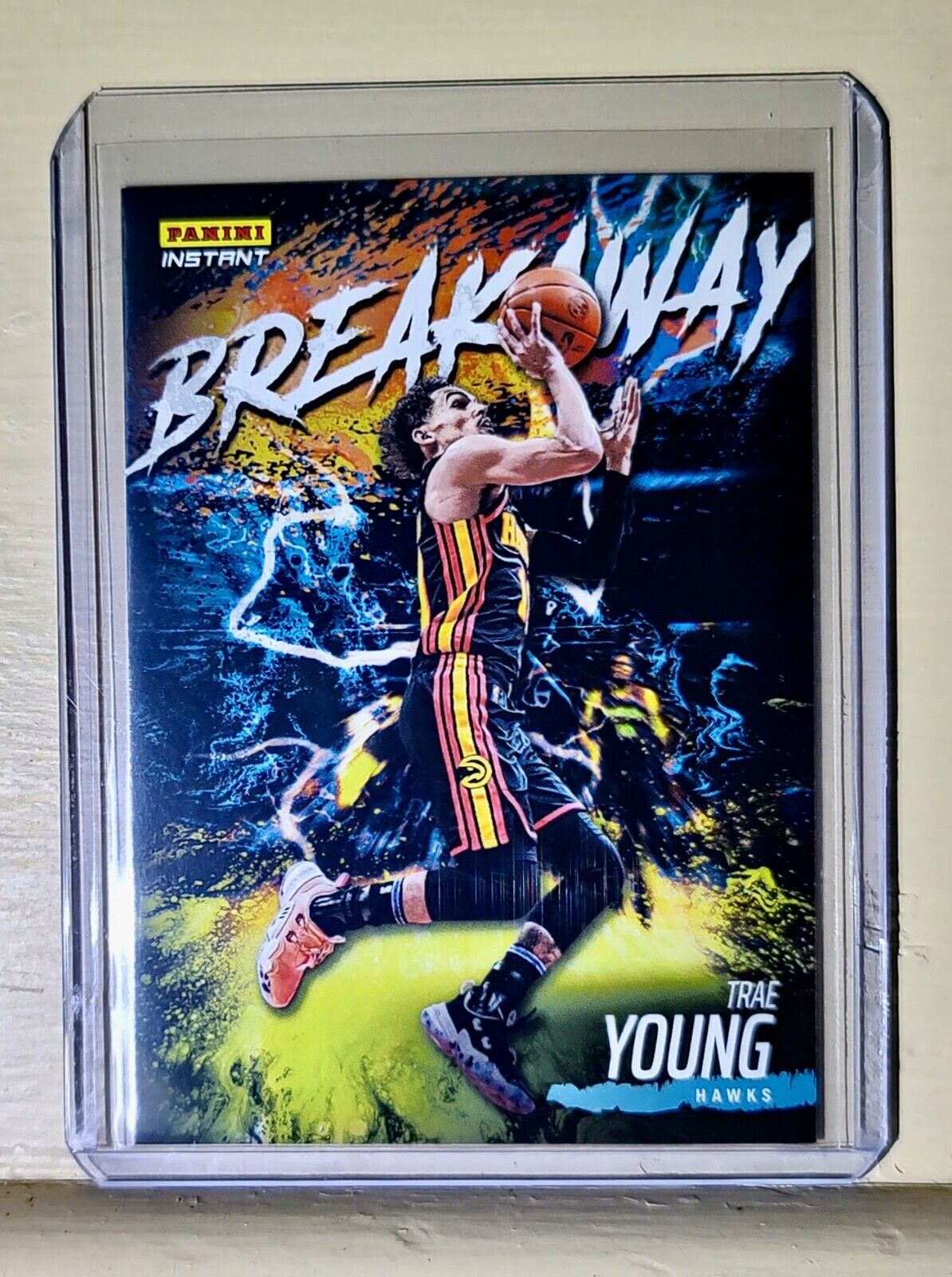 Trae Young 2022-23 Panini NBA Breakaway #10 Basketball Card 1/2304