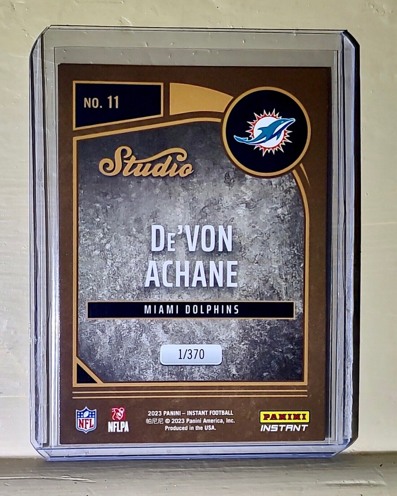 De'Von Achane 2023 Panini NFL Studio Rookies #11 Rookie Card 1/370