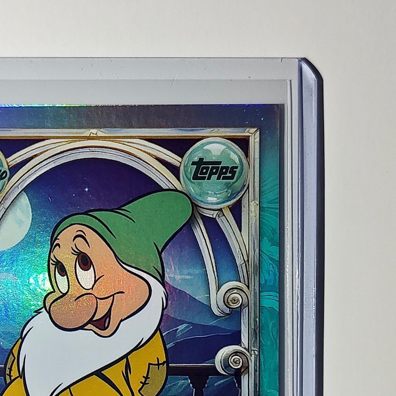 Bashful 2025 Topps Disney Wonder #105 Diamond Card Snow White & the Seven Dwarfs