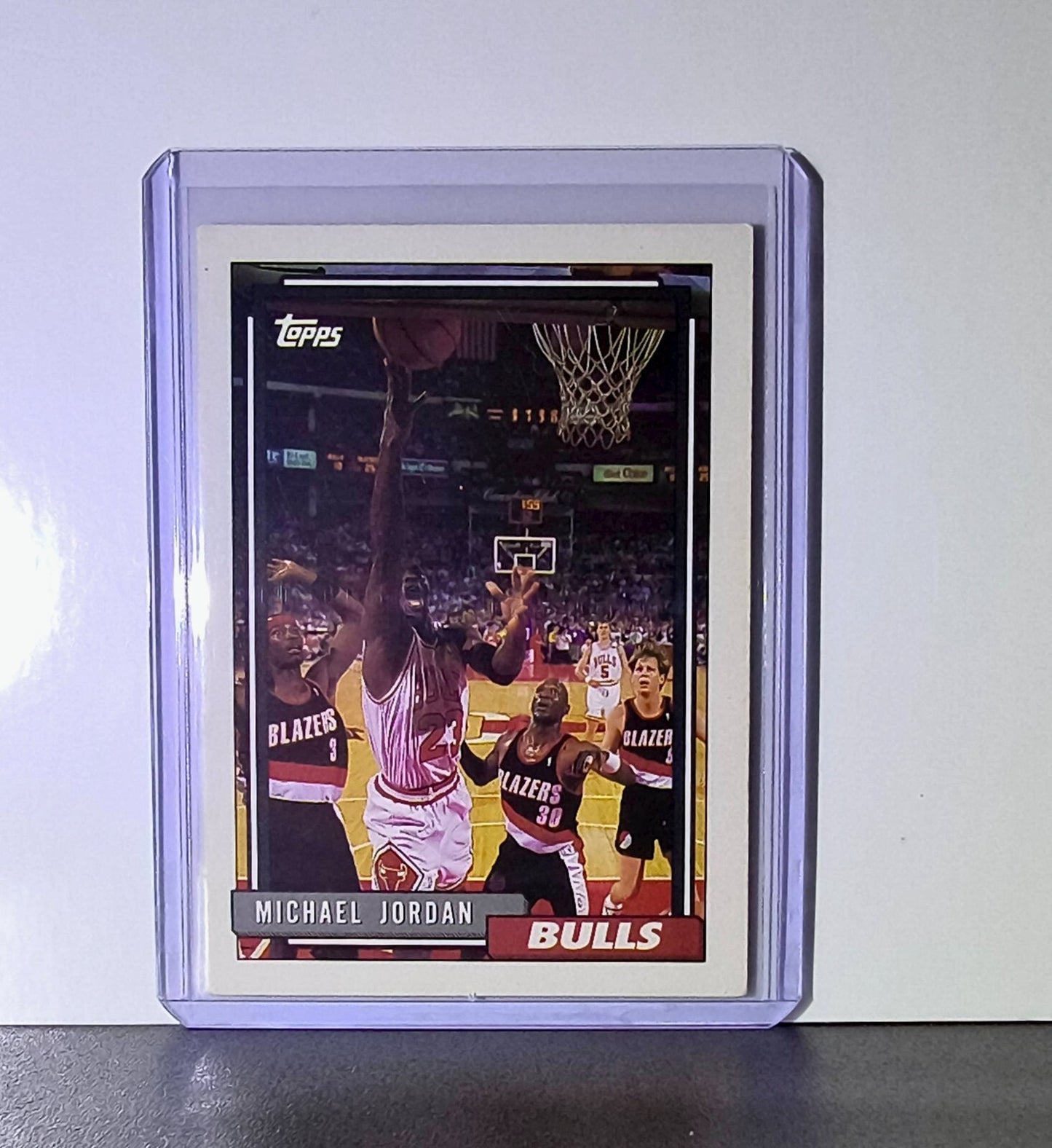 Michael Jordan 1992-93 Topps #141 Basketball Card Chicago Bulls