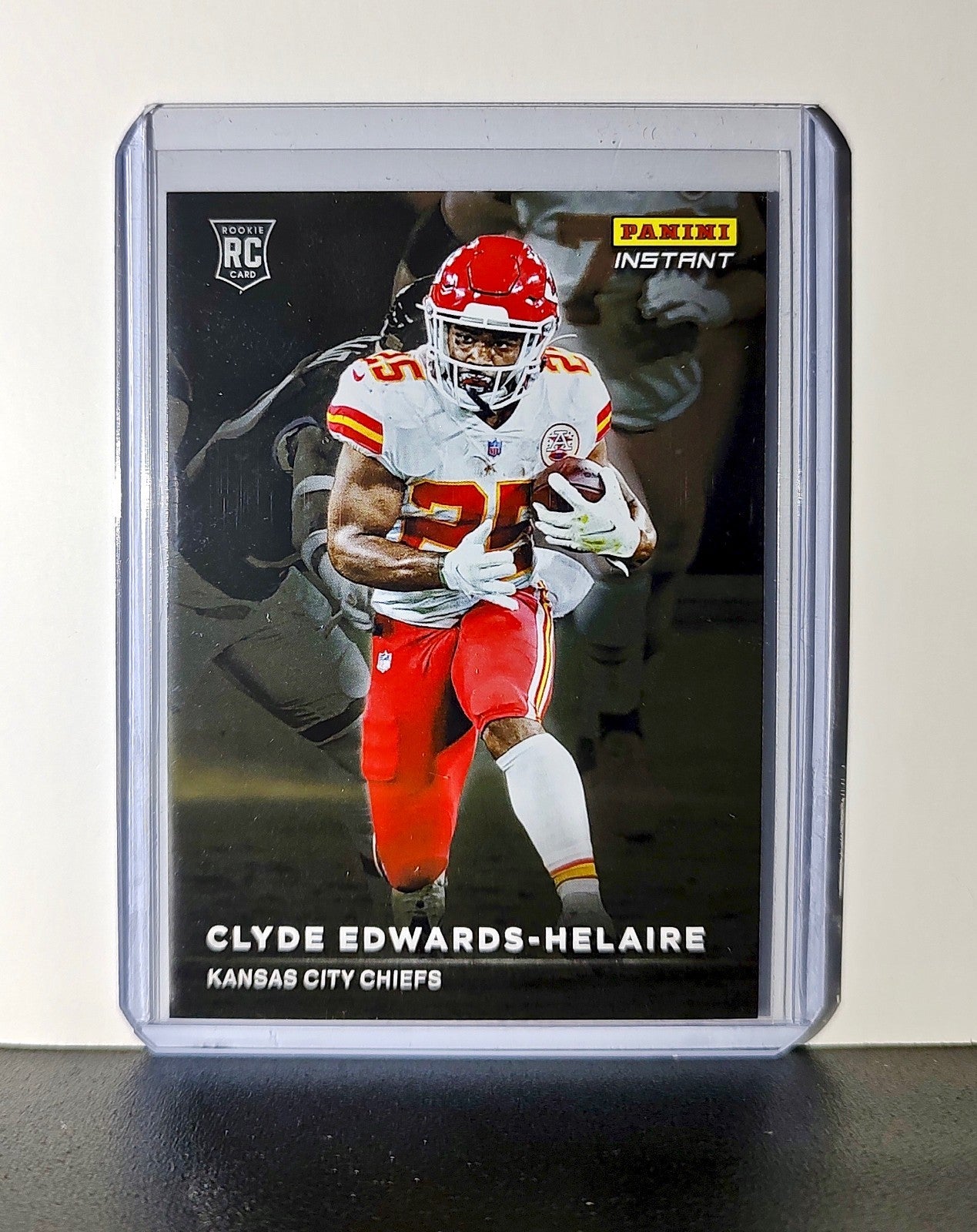 Clyde Edwards-Helaire Rookie 2020 Panini NFL #11 Rookie Spotlight Card KC Chiefs