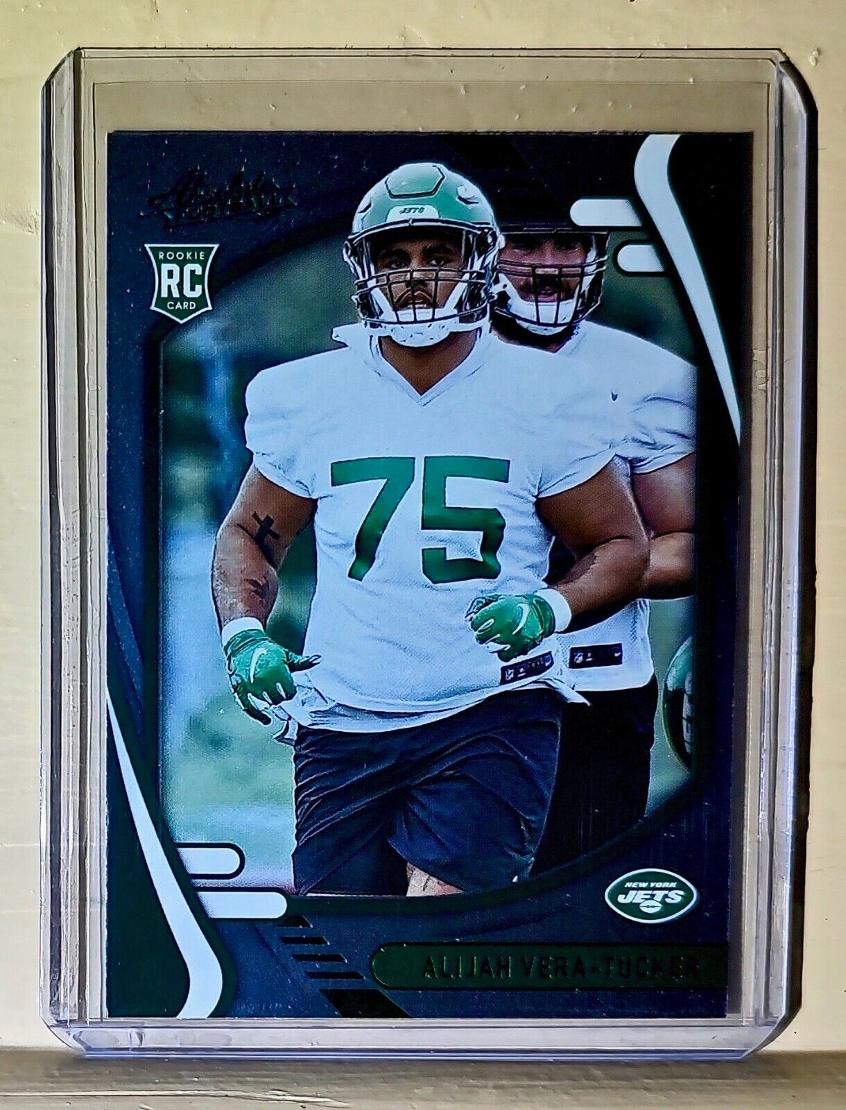 Alijah Vera-Tucker 2021 Panini NFL Absolute Green Parallel #199 Rookie Card