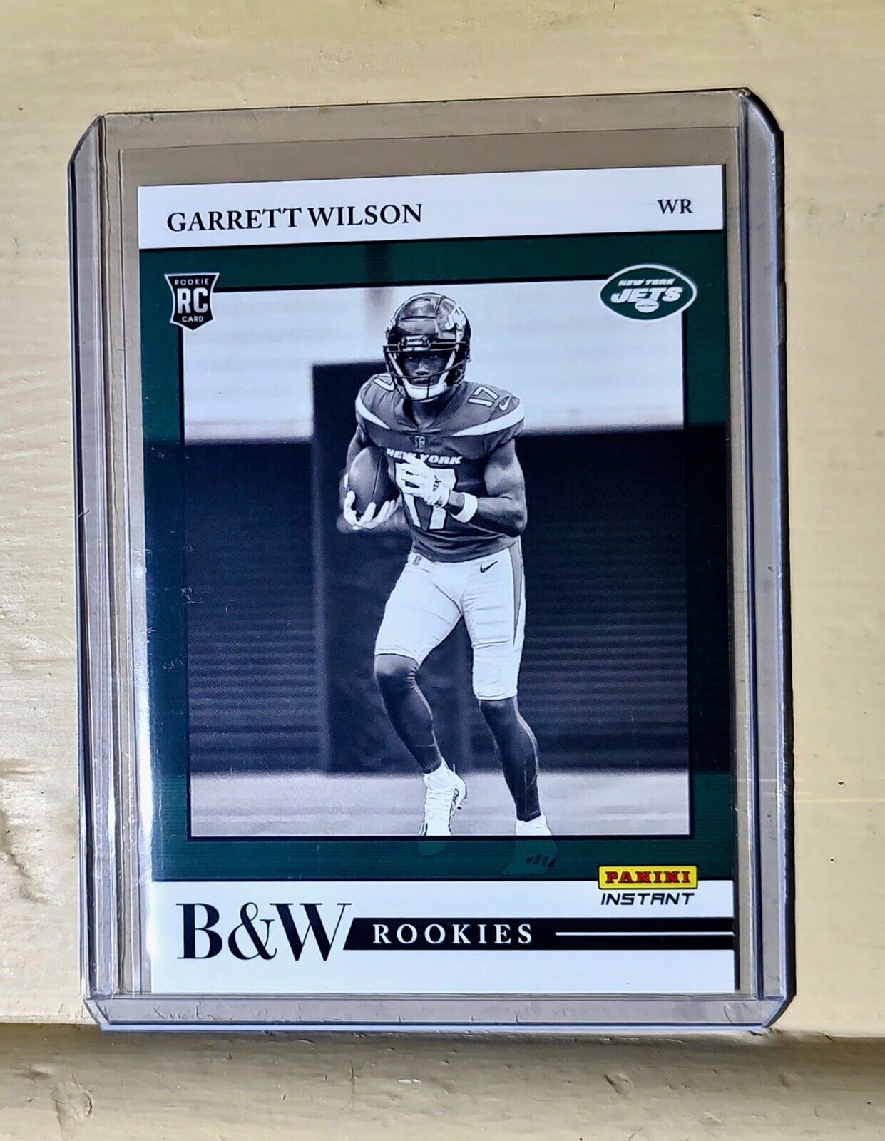 Garrett Wilson 2022 Panini NFL Black & White Rookies #5 Football Card 1 of 649