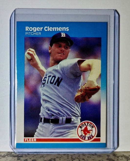 Roger Clemens 1987 Fleer MLB #32 Baseball Card Boston Red Sox