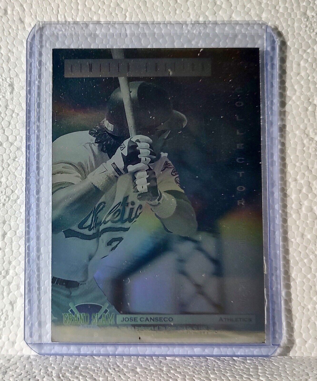 Jose Canseco 1992 Upper Deck MLB #22 Baseball Card Oakland Athletics