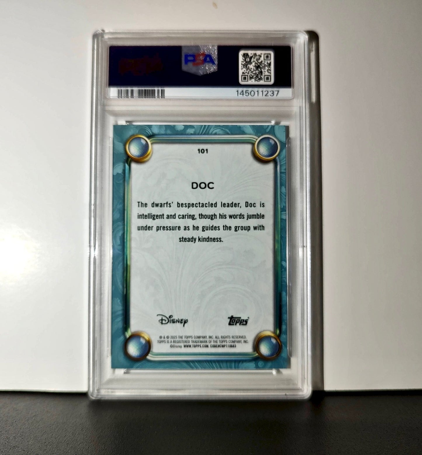 Doc 2025 Topps Disney #101 Diamond Card Snow White and the Seven Dwarfs PSA 8