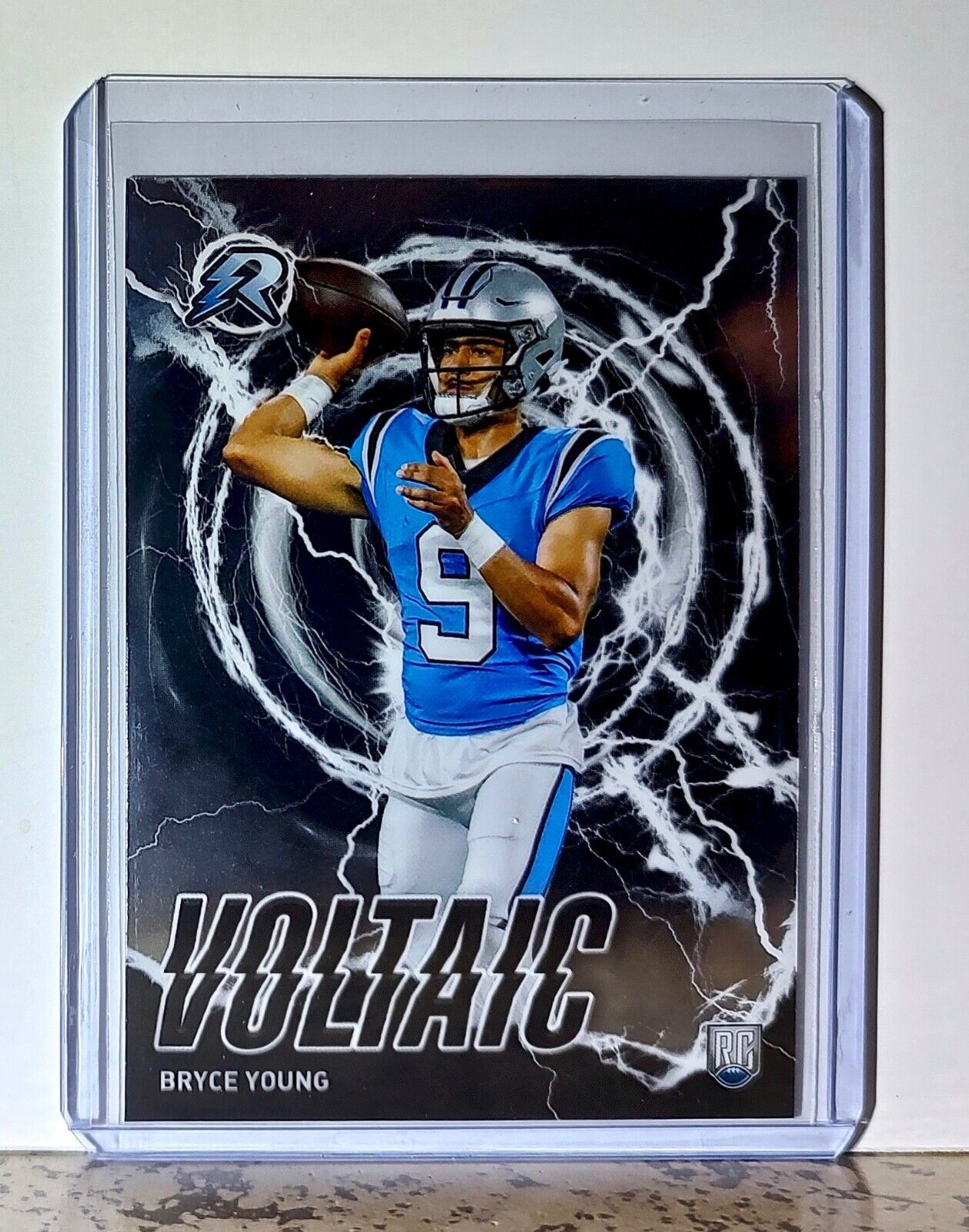 Bryce Young 2023 Topps Resurgence Voltaic NFL RV-1 Rookie Card Carolina Panthers