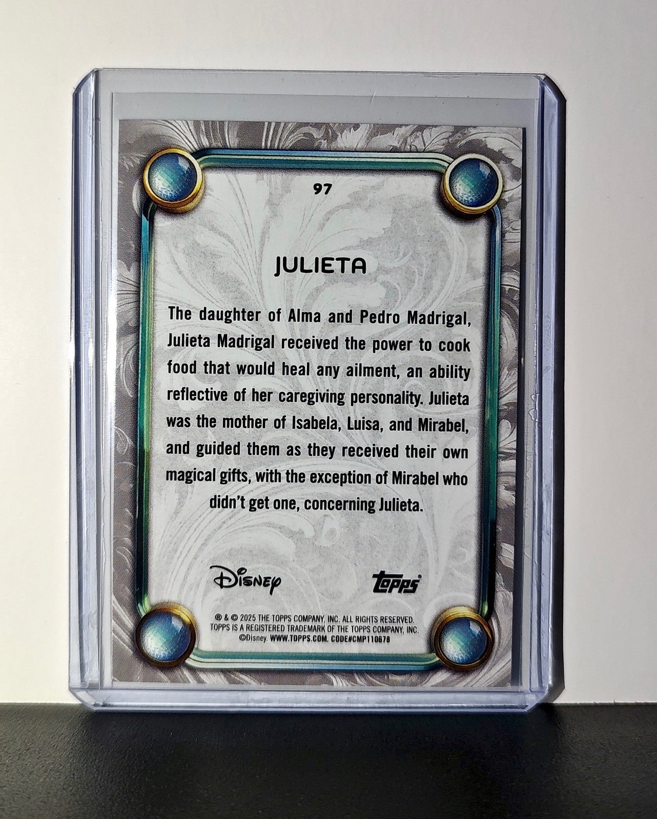 Julieta 2025 Topps Disney Wonder #97 Card Encanto