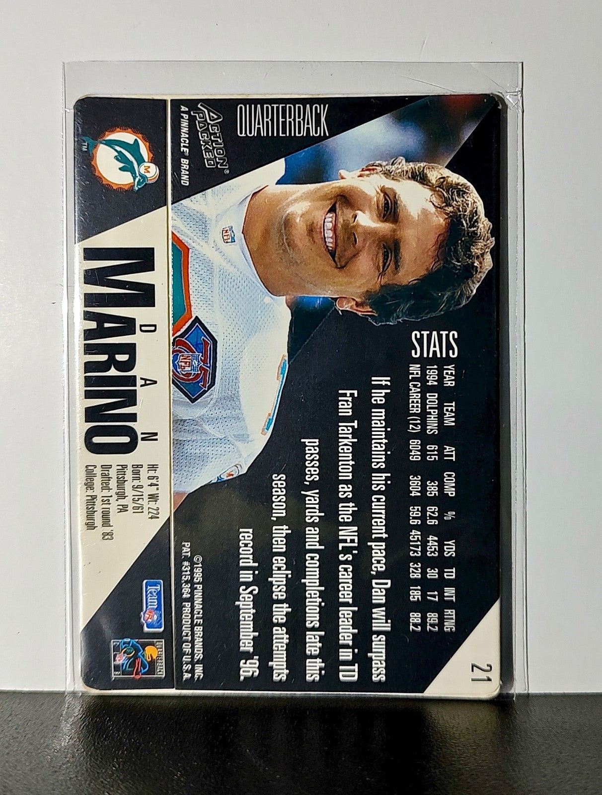 Dan Marino 1995 Pinnacle NFL #21 Card Miami Dolphins