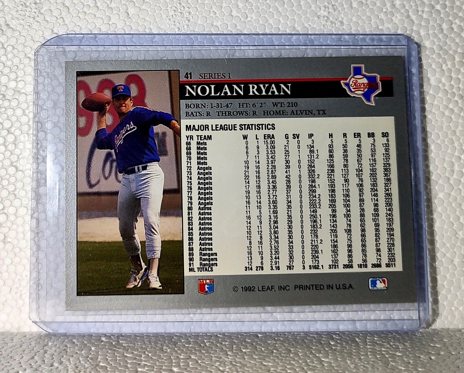 Nolan Ryan 1992 Leaf MLB #41 Baseball Card Texas Rangers