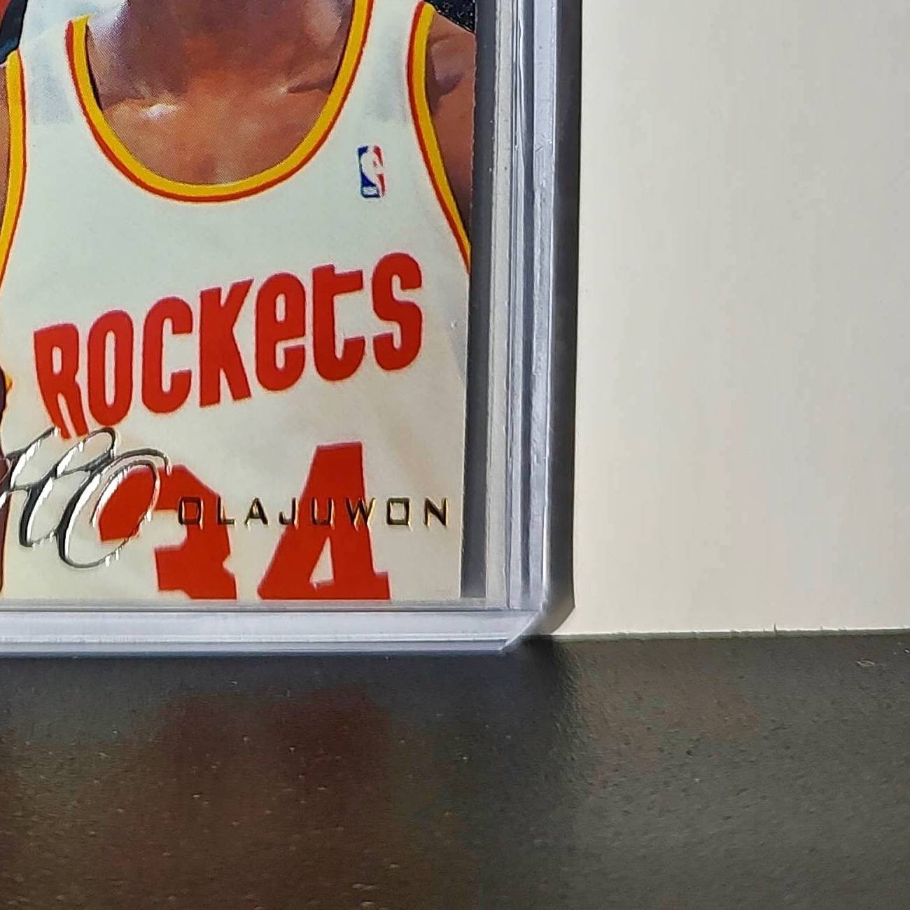 Hakeem Olajuwon 1995-96 Flair NBA #52 Card Houston Rockets