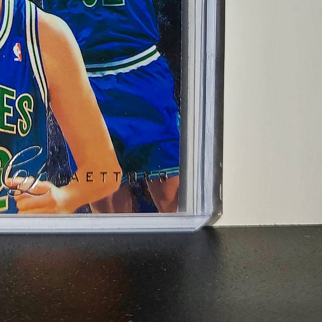 Christian Laettner 1995-96 Flair NBA #79 Card Timberwolves