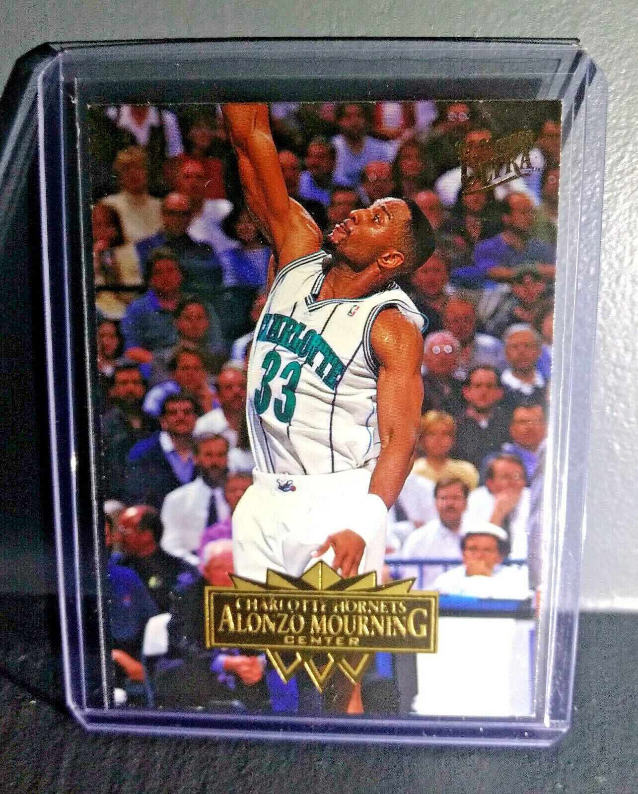 1995-96 Alonzo Mourning Fleer Ultra #22 Basketball Card