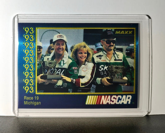 Race 19 Michigan YR 1993 Maxx Premier Plus Racing #198 NASCAR Card