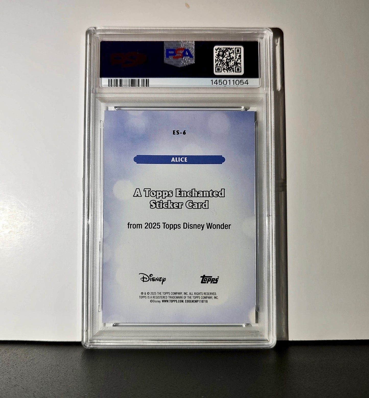 Alice 2025 Topps Disney #ES-6 Enchanted Sticker Alice in Wonderland PSA 9 MT