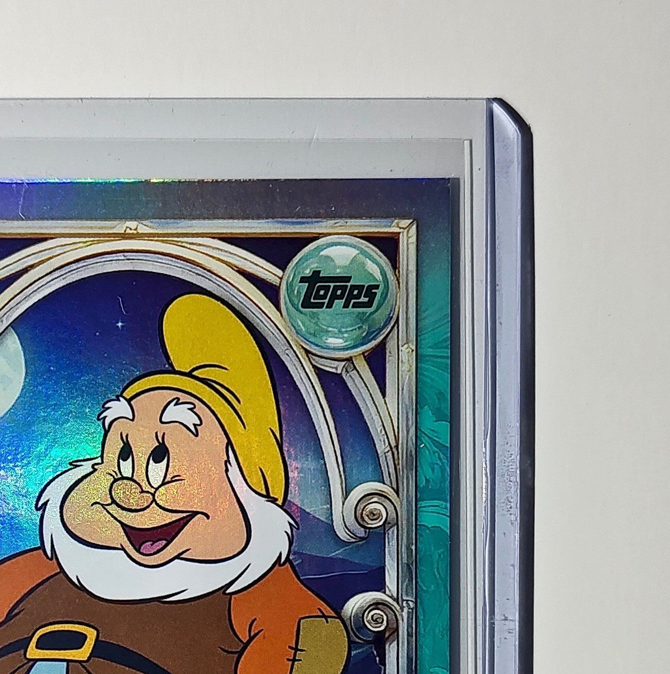 Happy 2025 Topps Disney Wonder #104 Diamond Card Snow White and the Seven Dwarfs