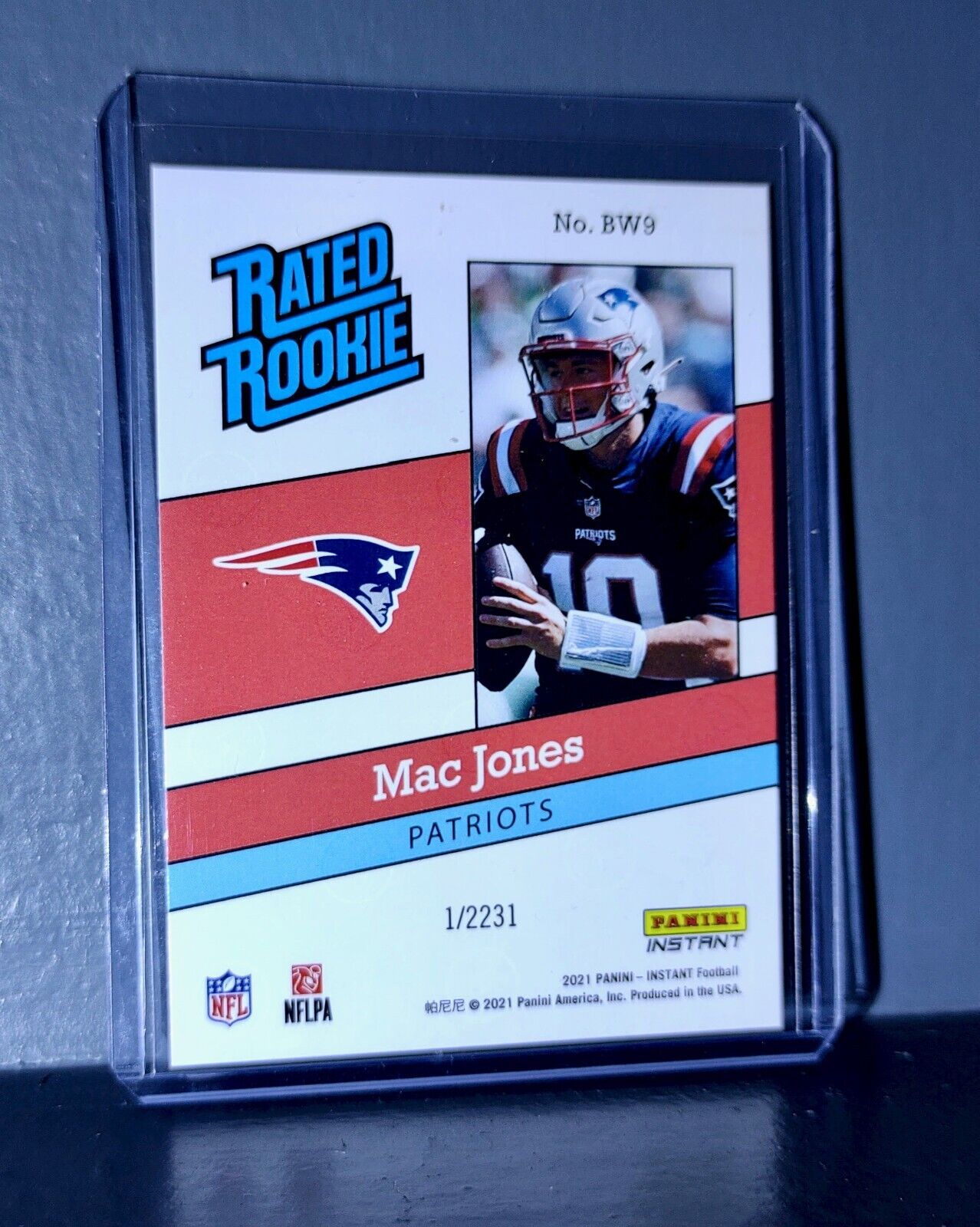 Mac Jones 2021 Panini NFL Rated Rookie Retro #9 Rookie Card 1/2231