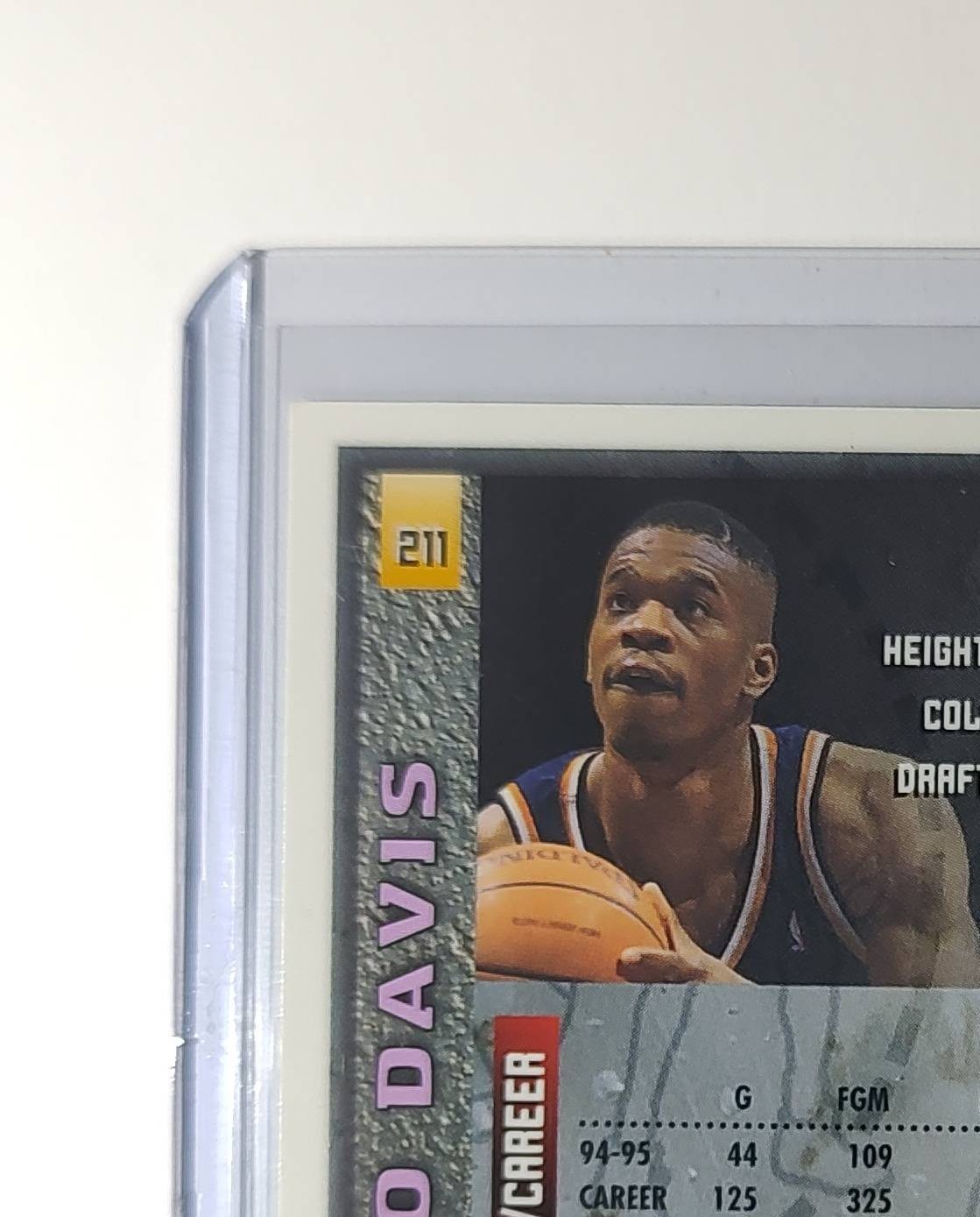 Antonio Davis 1995-96 Topps Finest NBA #211 Card Indiana Pacers