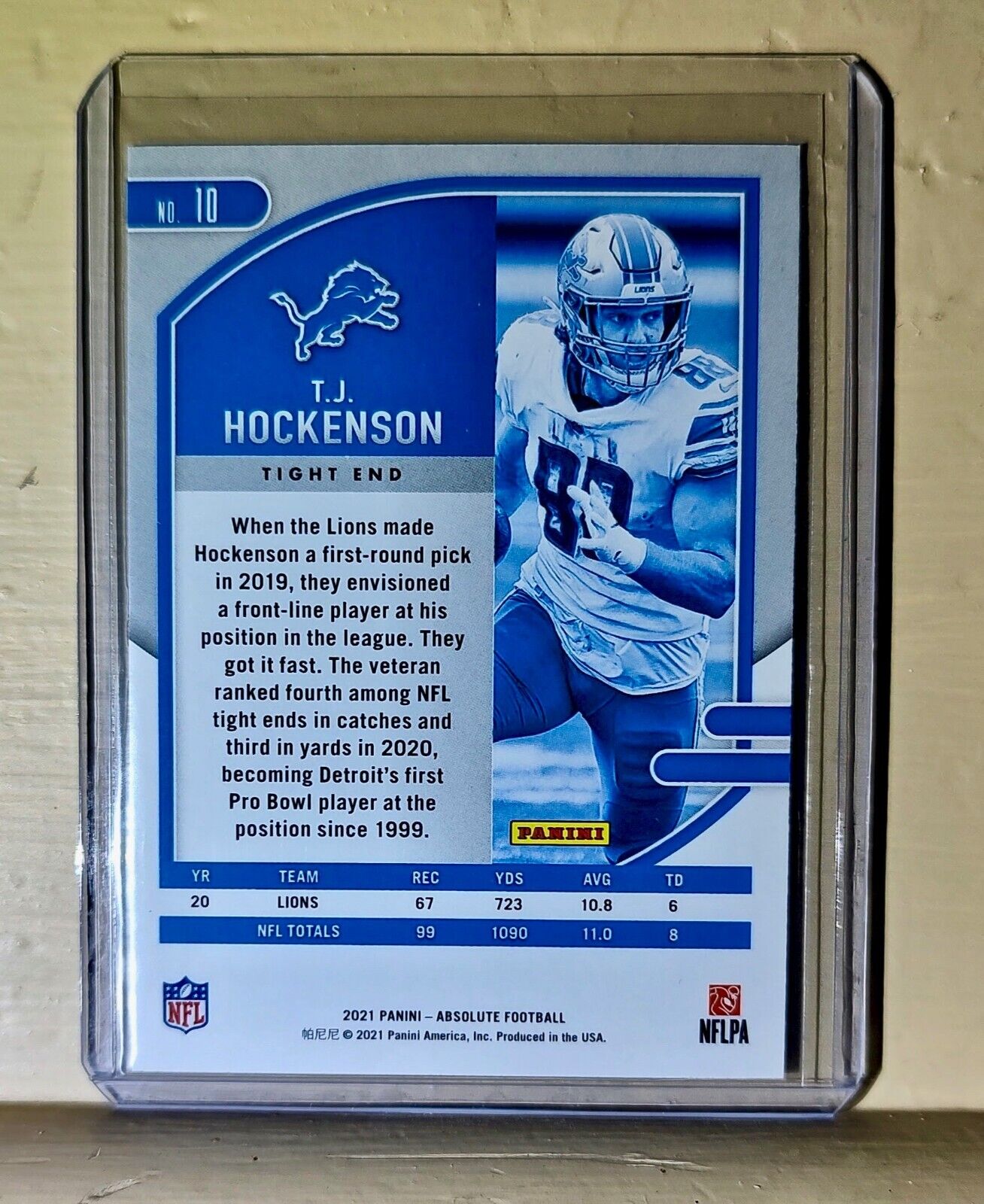 T.J. Hockenson 2021 Panini NFL Absolute Green Parallel Football #10 Card