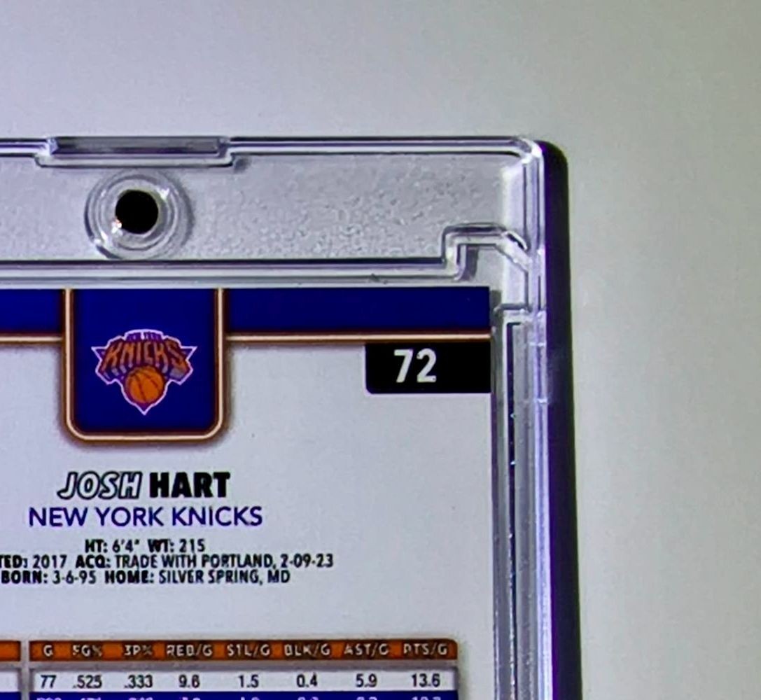 Josh Hart 2025-26 NBA Topps Chrome Update #72 RayWave Refractor Card NY Knicks