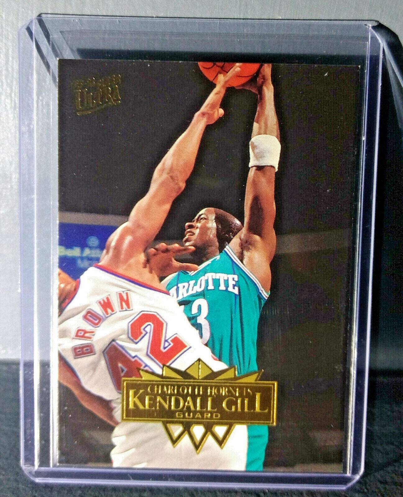 1995-96 Kendall Gill #206 Basketball Card