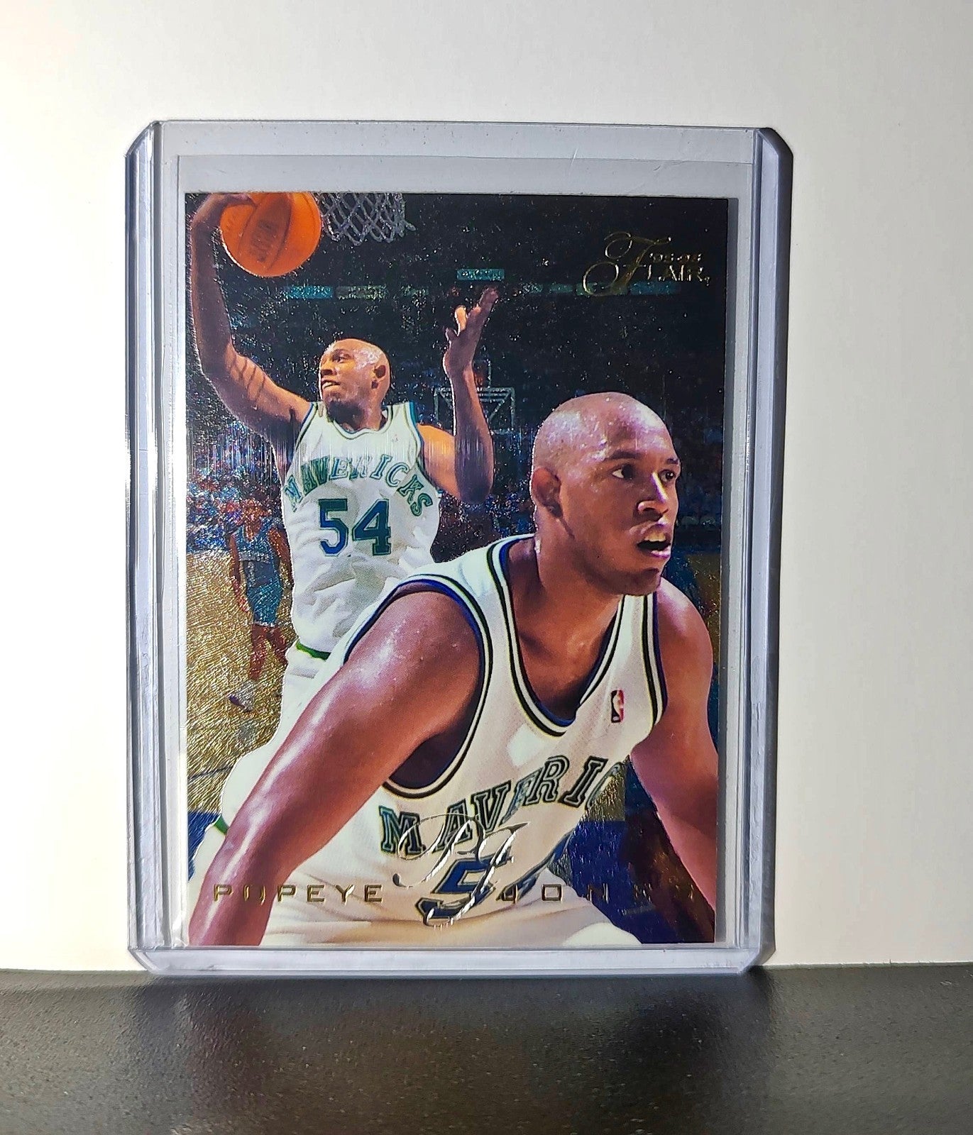 Popeye Jones 1995-96 Flair NBA #26 Card Dallas Mavericks
