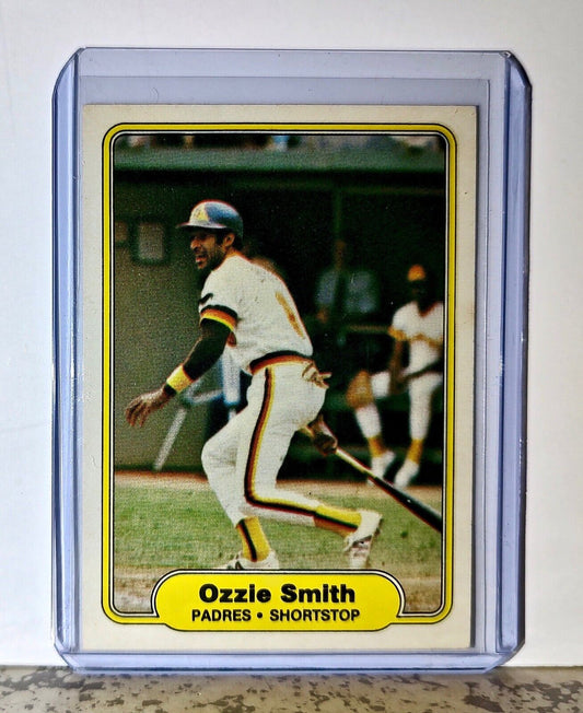 Ozzie Smith 1982 Fleer MLB #582 Baseball Card San Diego Padres